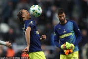 英格兰联赛杯第4轮:纽卡2-0热刺进联赛杯8强 沃尔特马德破门沙尔建功