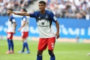 2-1，18岁新星利剑出鞘，德甲升班马汉堡终结3轮不胜 迎赛季首胜