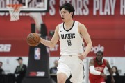 杨翰森未出场开拓者大比分不敌太阳 场均10.8分夏联收官